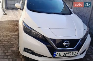 Хэтчбек Nissan Leaf 2018 в Днепре