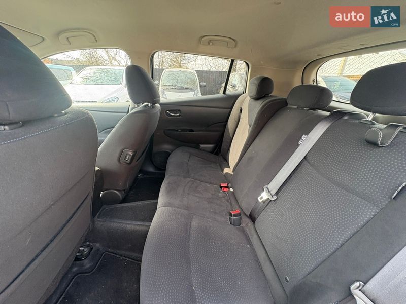 Хэтчбек Nissan Leaf 2014 в Луцке