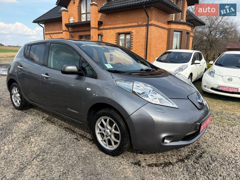 Хетчбек Nissan Leaf 2014 в Луцьку