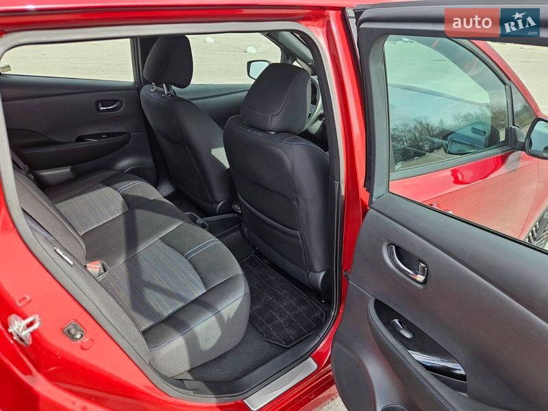 Хэтчбек Nissan Leaf 2024 в Днепре фото 31 Хэтчбек Nissan Leaf 2024 в Днепре