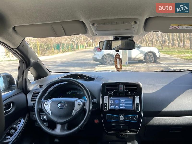 Хэтчбек Nissan Leaf 2014 в Одессе фото 10 Хэтчбек Nissan Leaf 2014 в Одессе