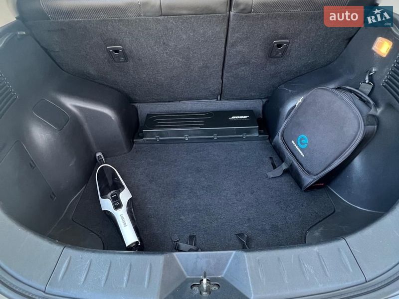 Хэтчбек Nissan Leaf 2014 в Одессе фото 15 Хэтчбек Nissan Leaf 2014 в Одессе