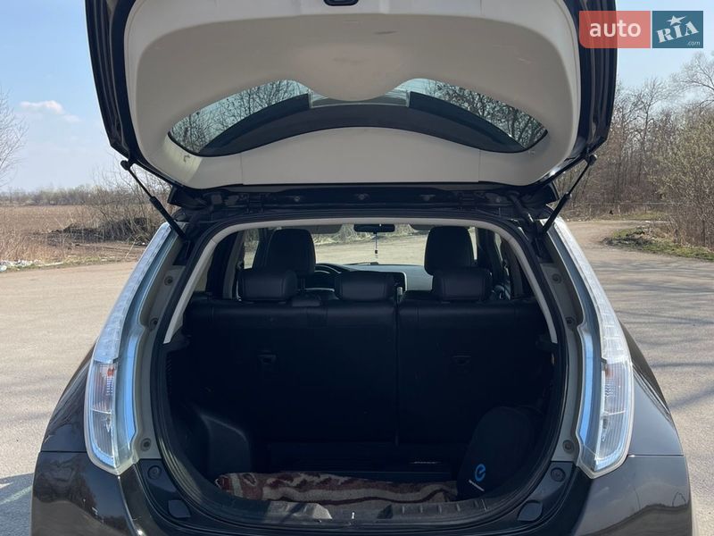 Хэтчбек Nissan Leaf 2014 в Львове фото 7 Хэтчбек Nissan Leaf 2014 в Львове