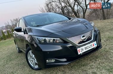 Хетчбек Nissan Leaf 2018 в Дніпрі