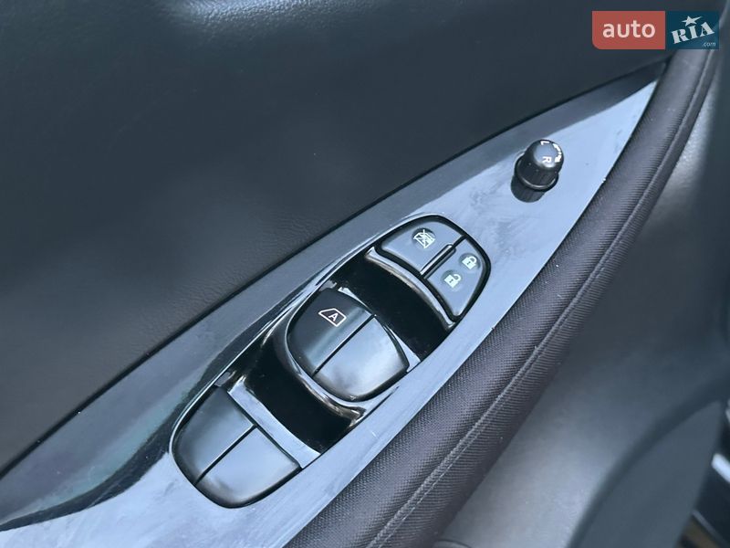 Хэтчбек Nissan Leaf 2018 в Днепре фото 28 Хэтчбек Nissan Leaf 2018 в Днепре