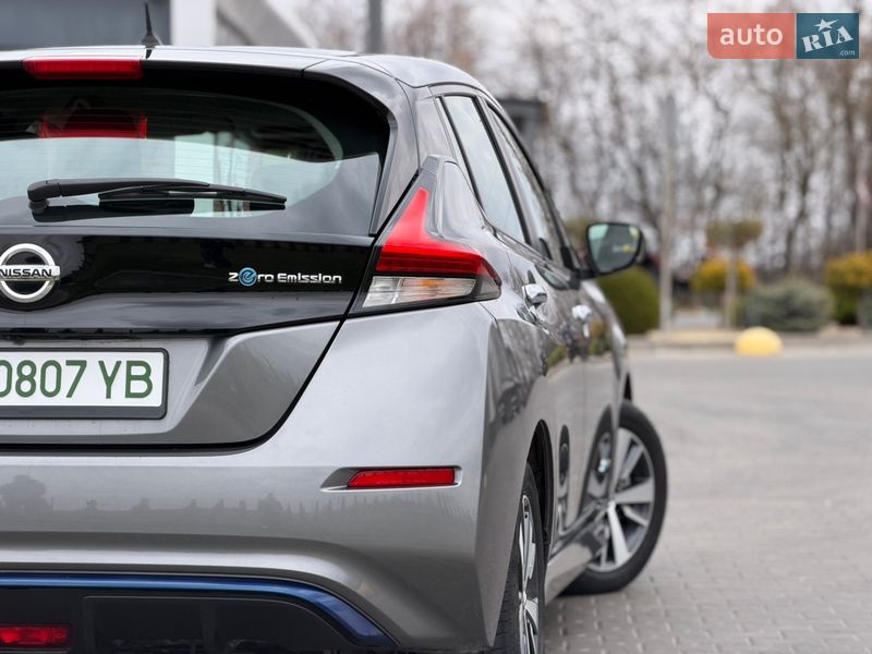 Хетчбек Nissan Leaf 2019 в Луцьку