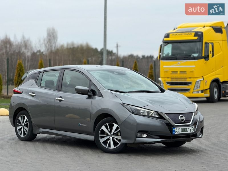 Хетчбек Nissan Leaf 2019 в Луцьку