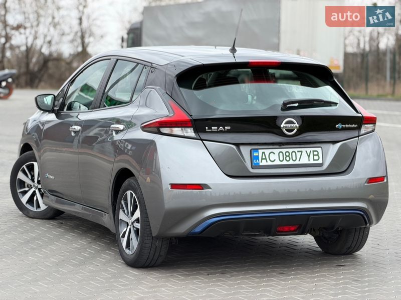 Хетчбек Nissan Leaf 2019 в Луцьку