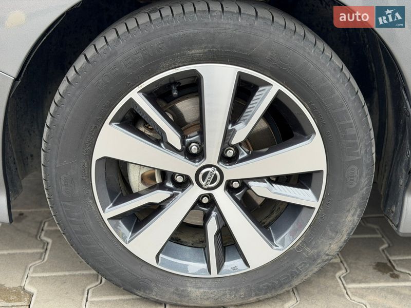 Хетчбек Nissan Leaf 2019 в Луцьку