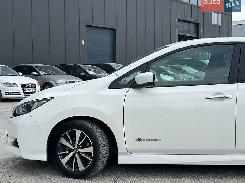 Хэтчбек Nissan Leaf 2018 в Львове фото 7 Хэтчбек Nissan Leaf 2018 в Львове