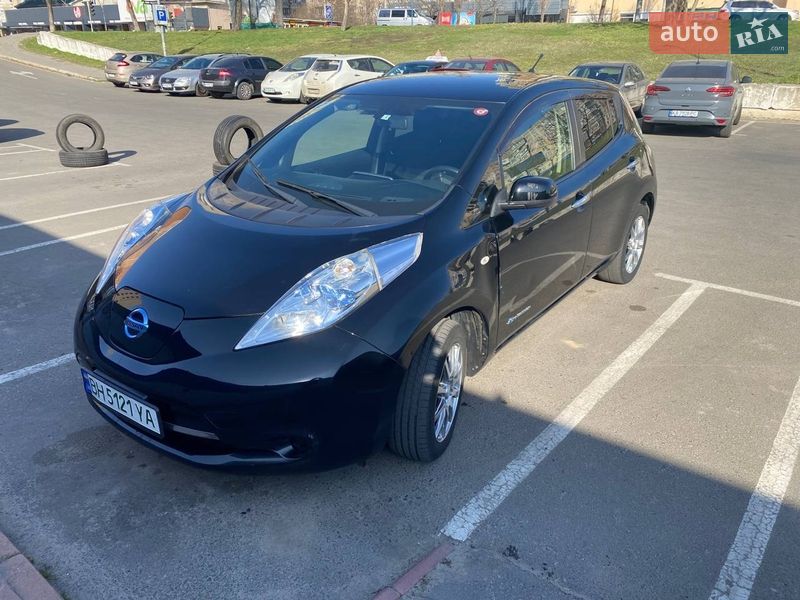 Хэтчбек Nissan Leaf 2015 в Одессе фото 2 Хэтчбек Nissan Leaf 2015 в Одессе