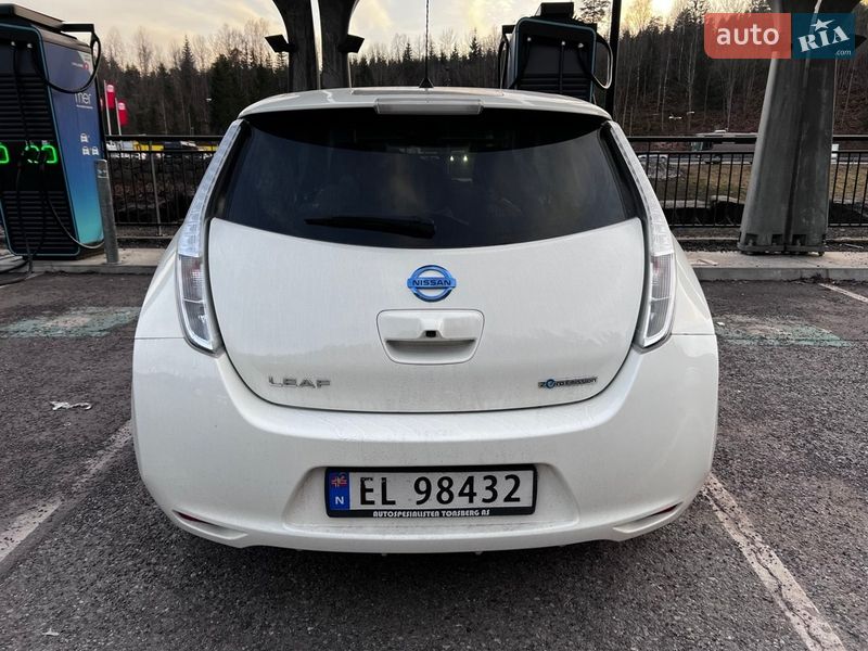 Хэтчбек Nissan Leaf 2016 в Умани фото 5 Хэтчбек Nissan Leaf 2016 в Умани