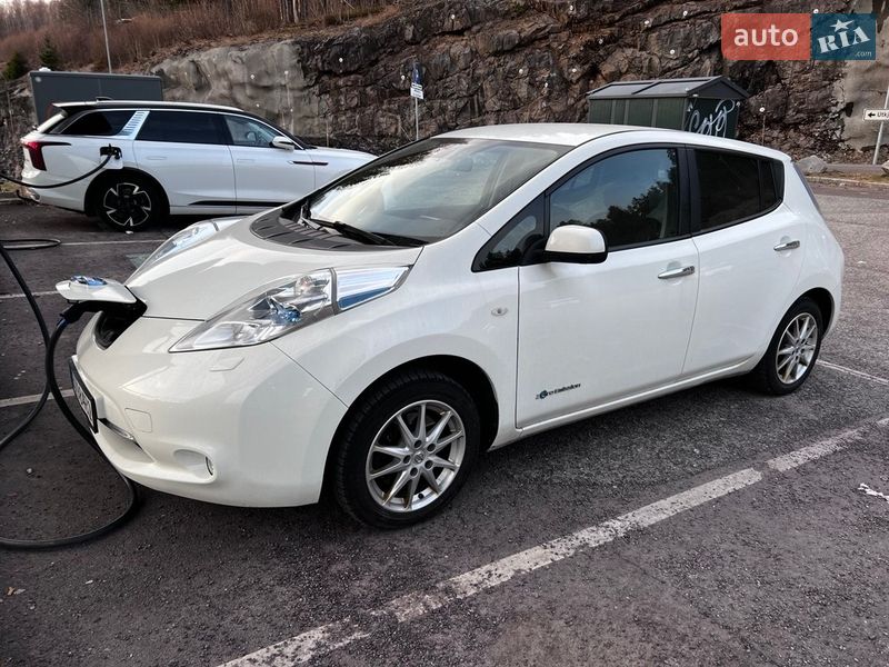 2016 Nissan Leaf, VIN SJNFAAZE0U6050401:plate — фото 1 (autoria)