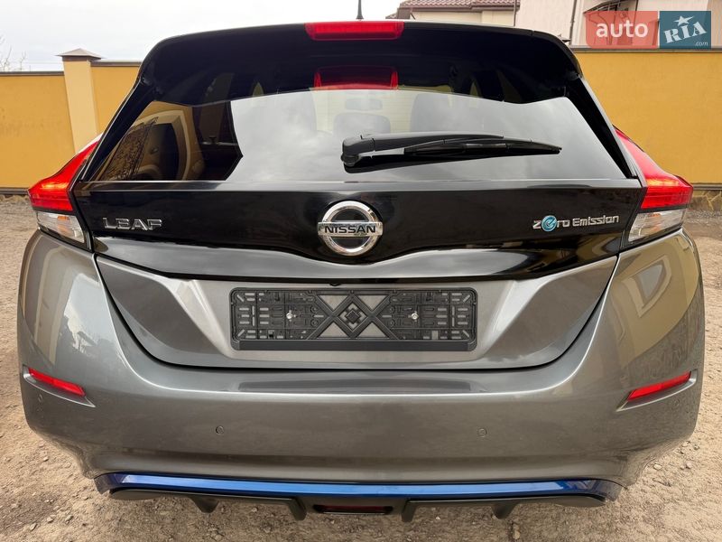 Хэтчбек Nissan Leaf 2020 в Львове