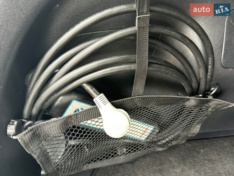 Хэтчбек Nissan Leaf 2018 в Черновцах