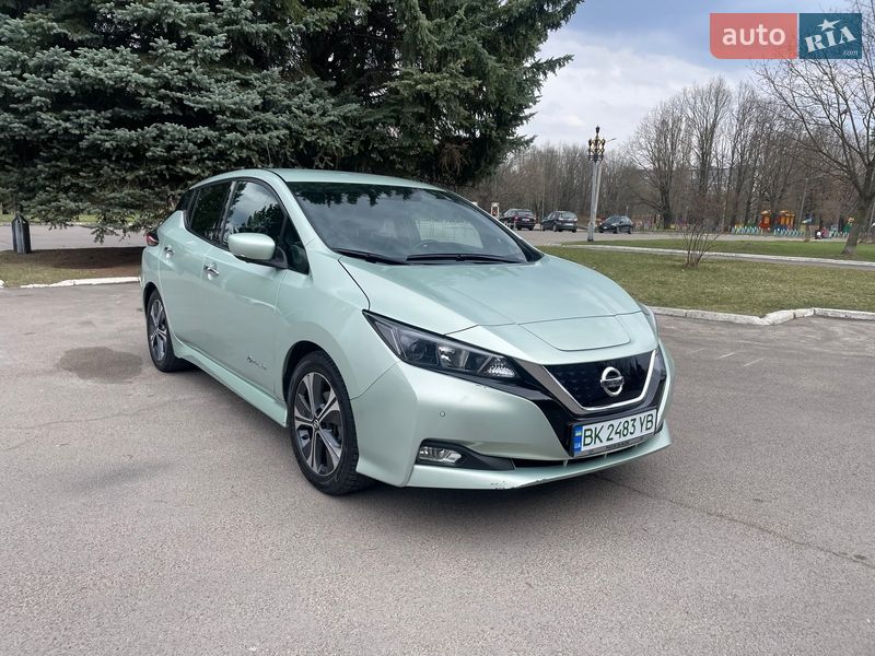 Хэтчбек Nissan Leaf 2018 в Ровно фото 3 Хэтчбек Nissan Leaf 2018 в Ровно