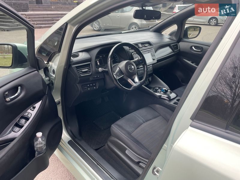 Хэтчбек Nissan Leaf 2018 в Ровно фото 20 Хэтчбек Nissan Leaf 2018 в Ровно