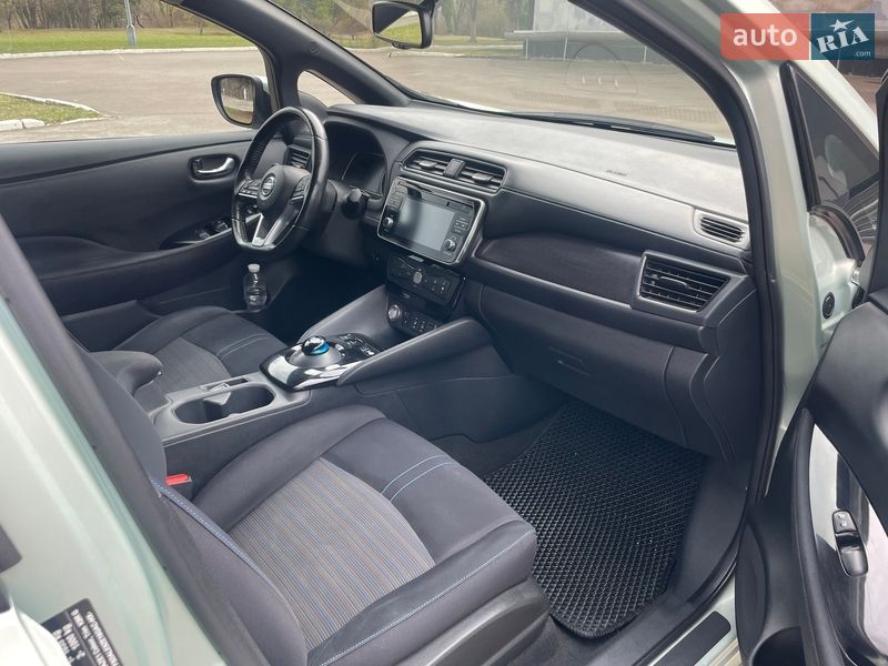 Хэтчбек Nissan Leaf 2018 в Ровно фото 29 Хэтчбек Nissan Leaf 2018 в Ровно
