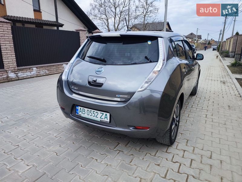Хэтчбек Nissan Leaf 2014 в Виннице