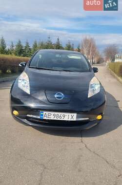 Хэтчбек Nissan Leaf 2013 в Днепре