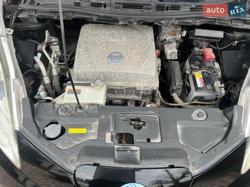 Хэтчбек Nissan Leaf 2013 в Днепре фото 6 Хэтчбек Nissan Leaf 2013 в Днепре