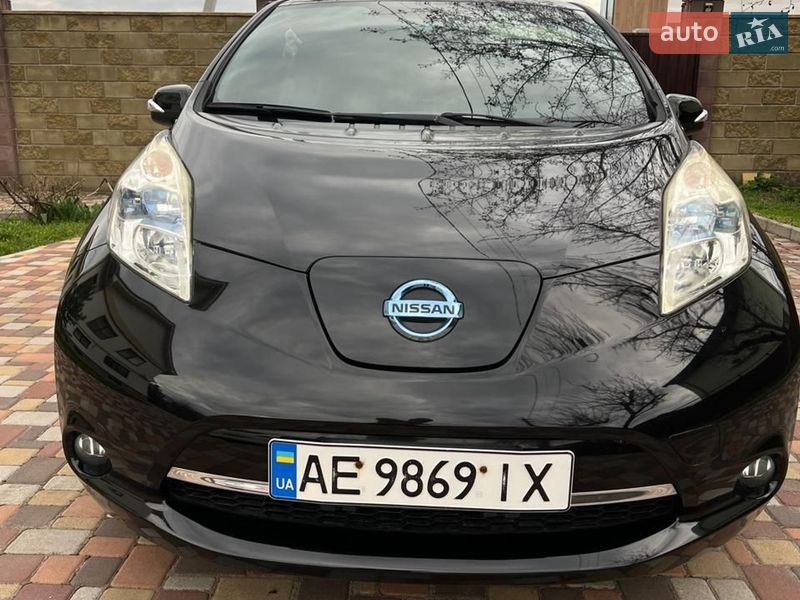 Хэтчбек Nissan Leaf 2013 в Днепре фото 17 Хэтчбек Nissan Leaf 2013 в Днепре