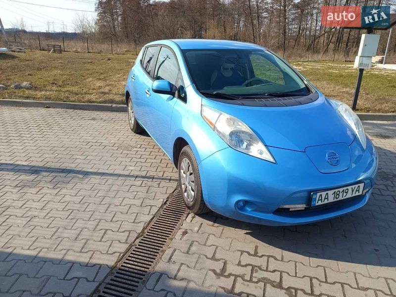 Хэтчбек Nissan Leaf 2013 в Киеве фото 19 Хэтчбек Nissan Leaf 2013 в Киеве