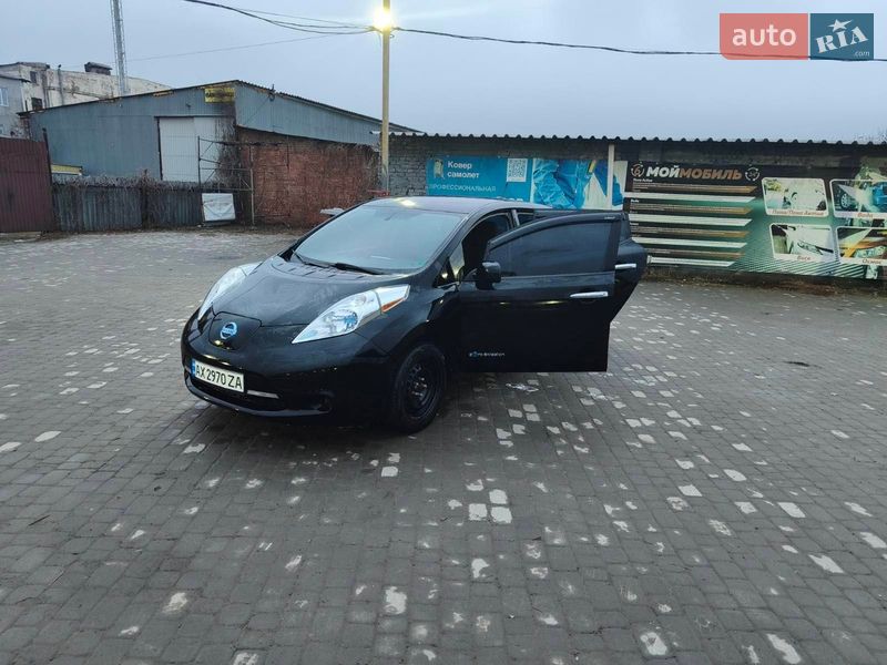 Хэтчбек Nissan Leaf 2013 в Харькове