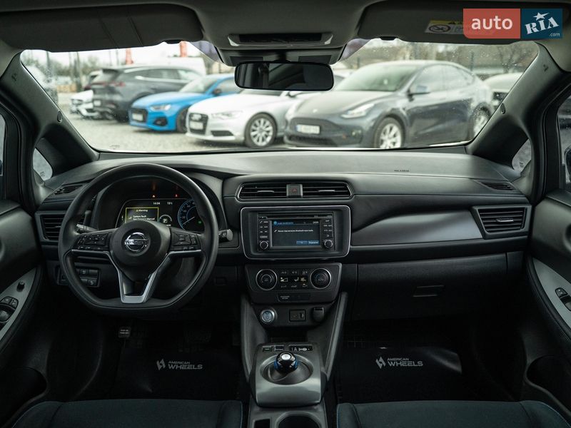 Хэтчбек Nissan Leaf 2019 в Черновцах