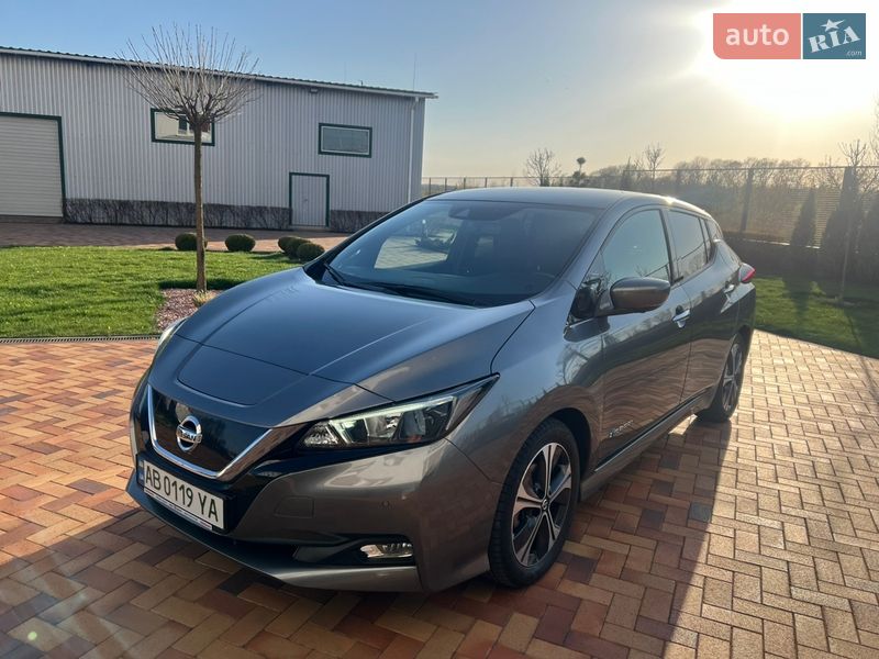 Хэтчбек Nissan Leaf 2020 в Виннице