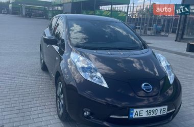 Хэтчбек Nissan Leaf 2017 в Днепре