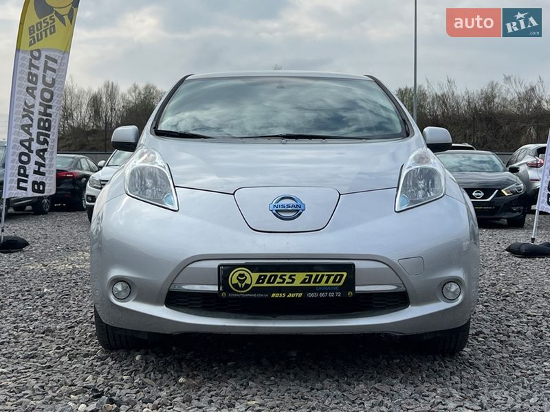 Хэтчбек Nissan Leaf 2016 в Львове