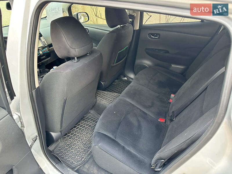 Хетчбек Nissan Leaf 2016 в Києві
