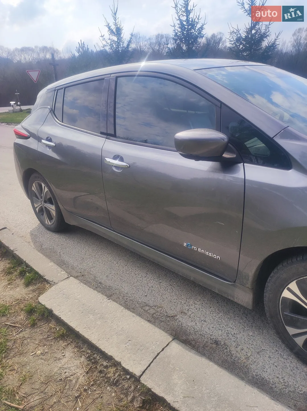 2018 Nissan Leaf - мініатюра 11