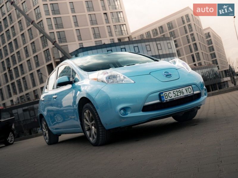 Nissan Leaf 2014