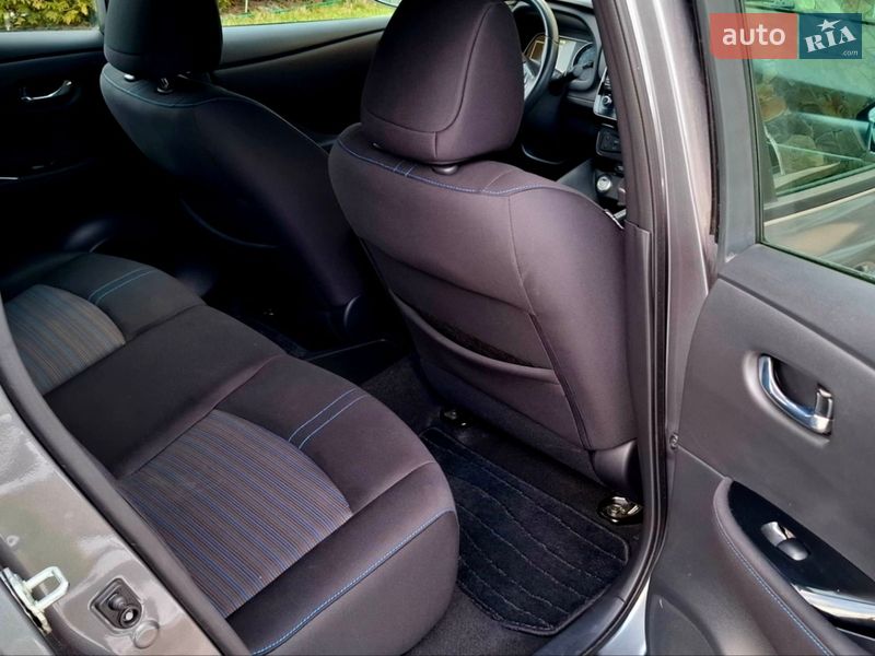 Хэтчбек Nissan Leaf 2018 в Ивано-Франковске