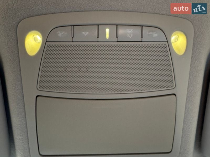 Хетчбек Nissan Leaf 2016 в Житомирі