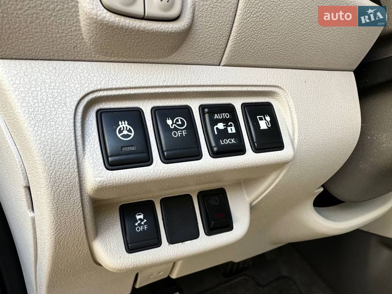 Хэтчбек Nissan Leaf 2014 в Одессе