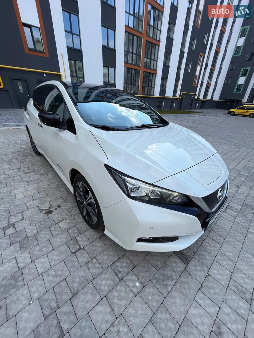 2018 Nissan Leaf - мініатюра 2