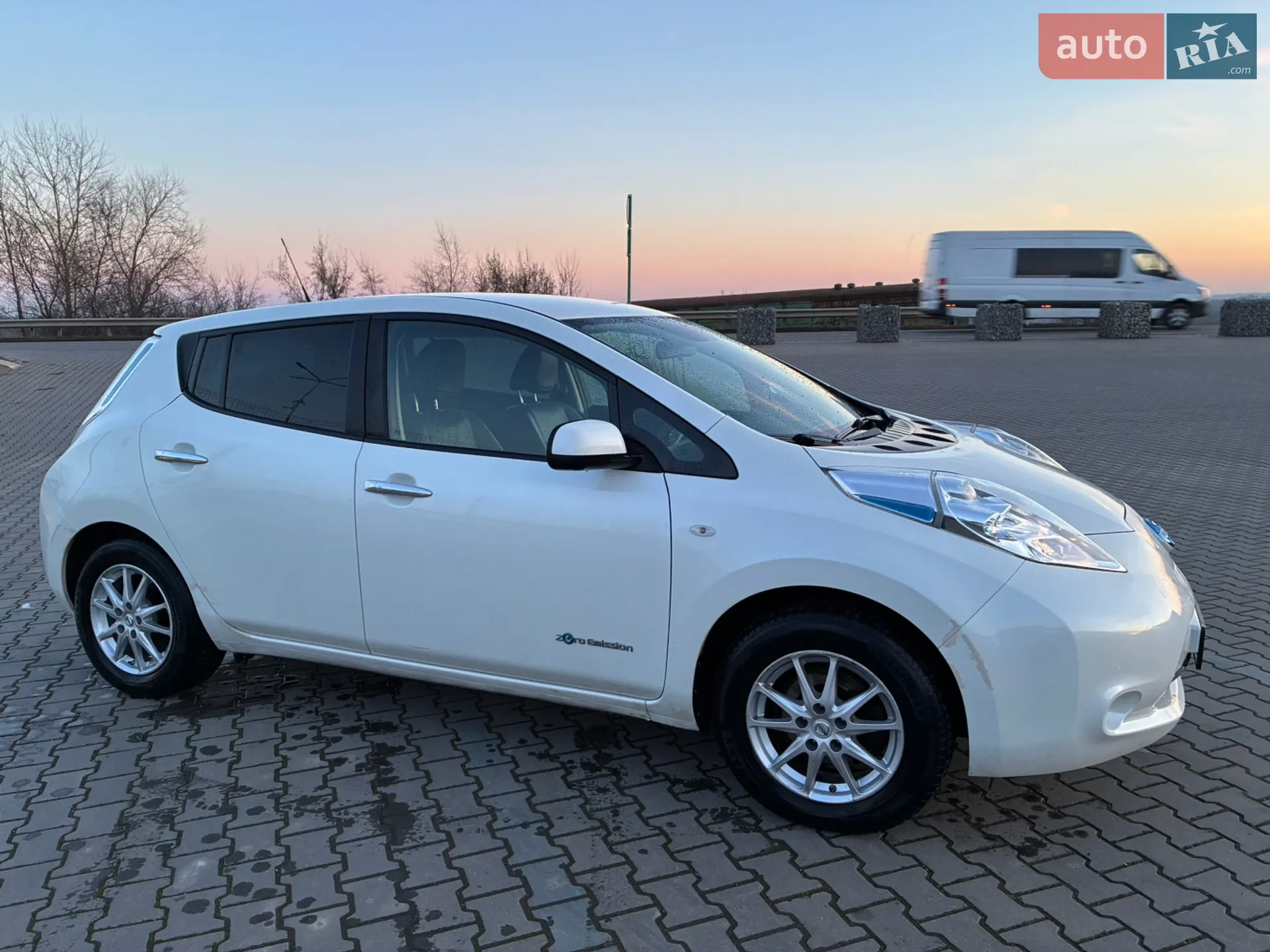 2017 Nissan Leaf - мініатюра 7