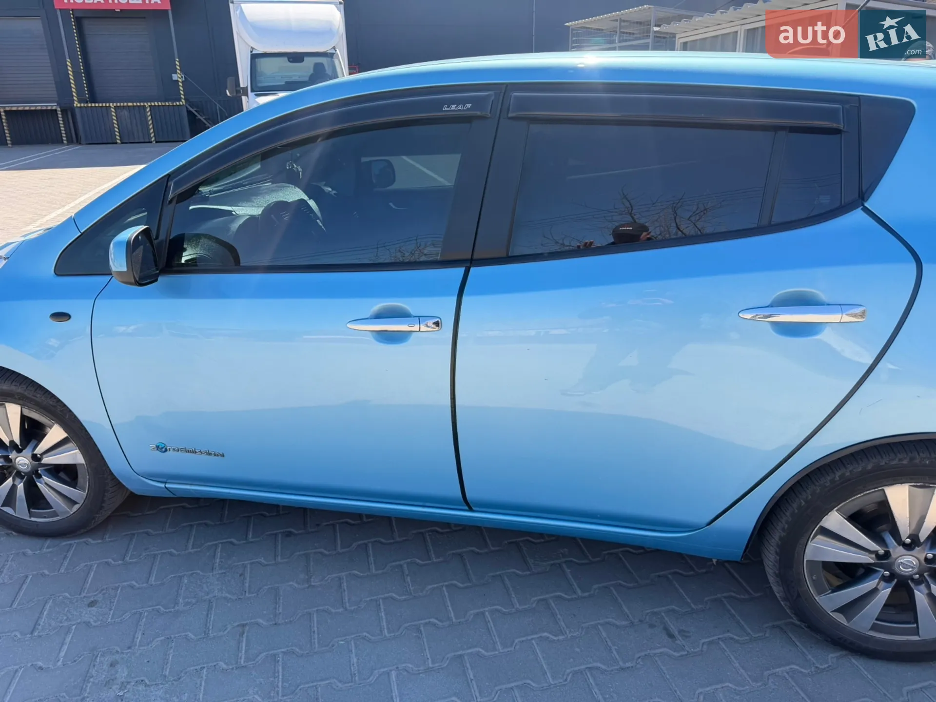2015 Nissan Leaf - мініатюра 2