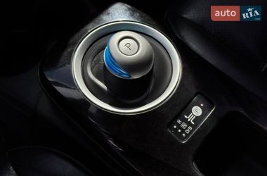 Хэтчбек Nissan Leaf 2013 в Ровно