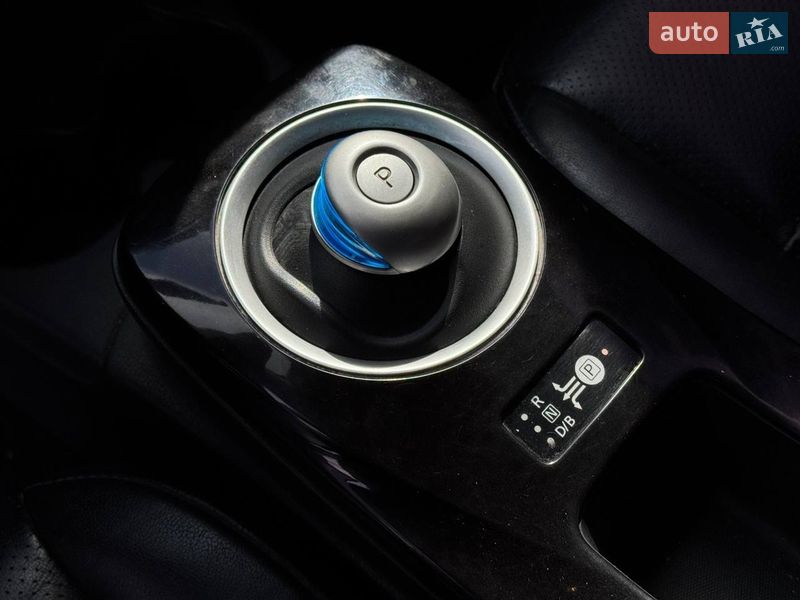 Хэтчбек Nissan Leaf 2013 в Ровно