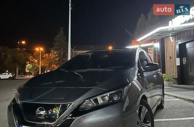 Хэтчбек Nissan Leaf 2019 в Ивано-Франковске