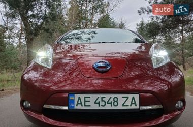 Хэтчбек Nissan Leaf 2013 в Днепре