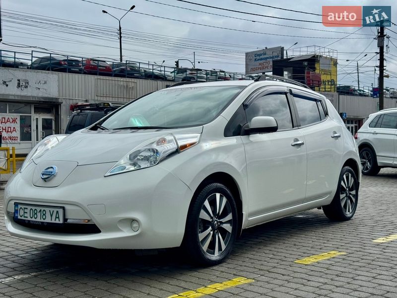 Хэтчбек Nissan Leaf 2016 в Черновцах