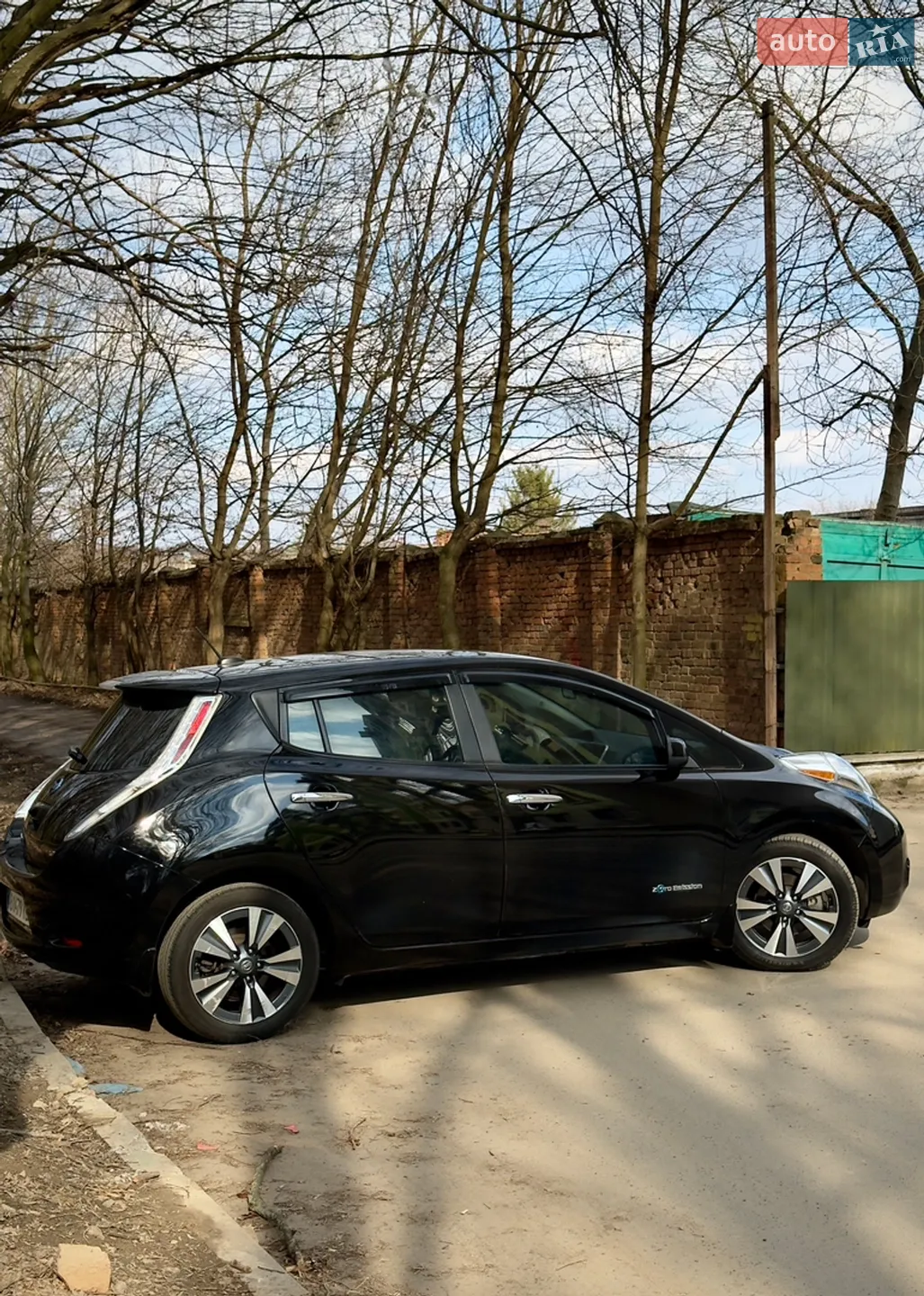 2017 Nissan Leaf - мініатюра 12