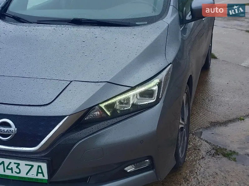 Nissan Leaf