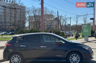 Хэтчбек Nissan Leaf 2018 в Николаеве