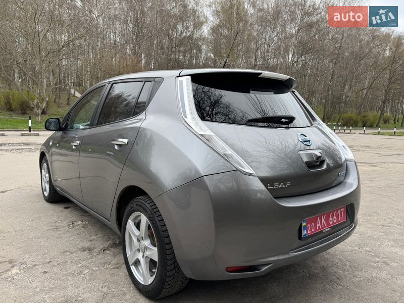 Хетчбек Nissan Leaf 2016 в Тернополі фото 3 Хетчбек Nissan Leaf 2016 в Тернополі